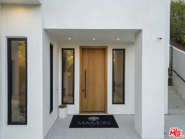 $17,850 | 3101 Belden Drive, Los Angeles, CA 90068
