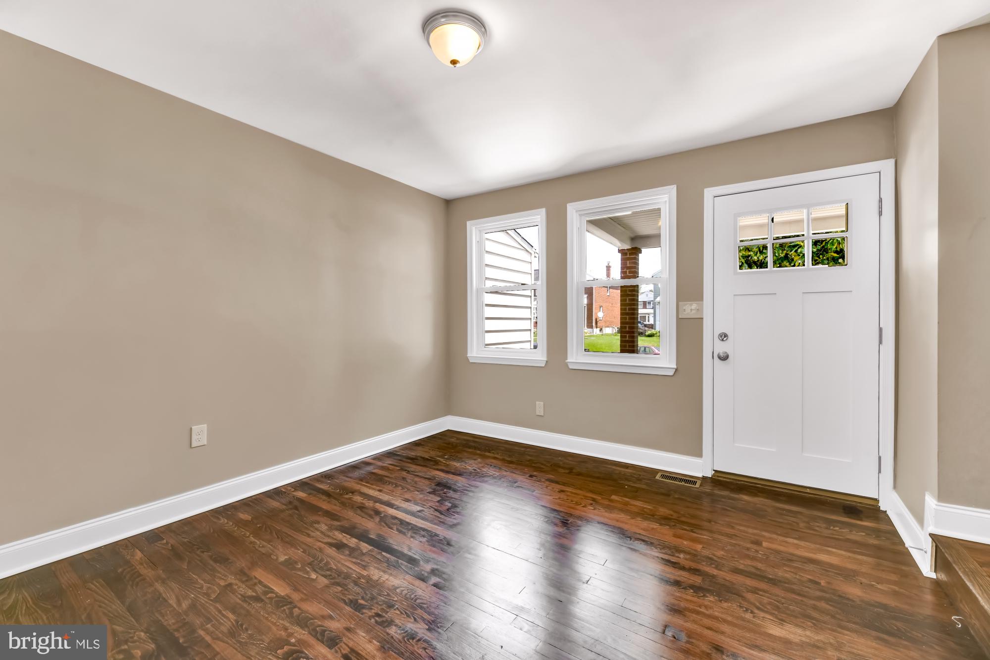 3486 Dunhaven Road Dundalk, MD 21222 - Photo 3 of 29