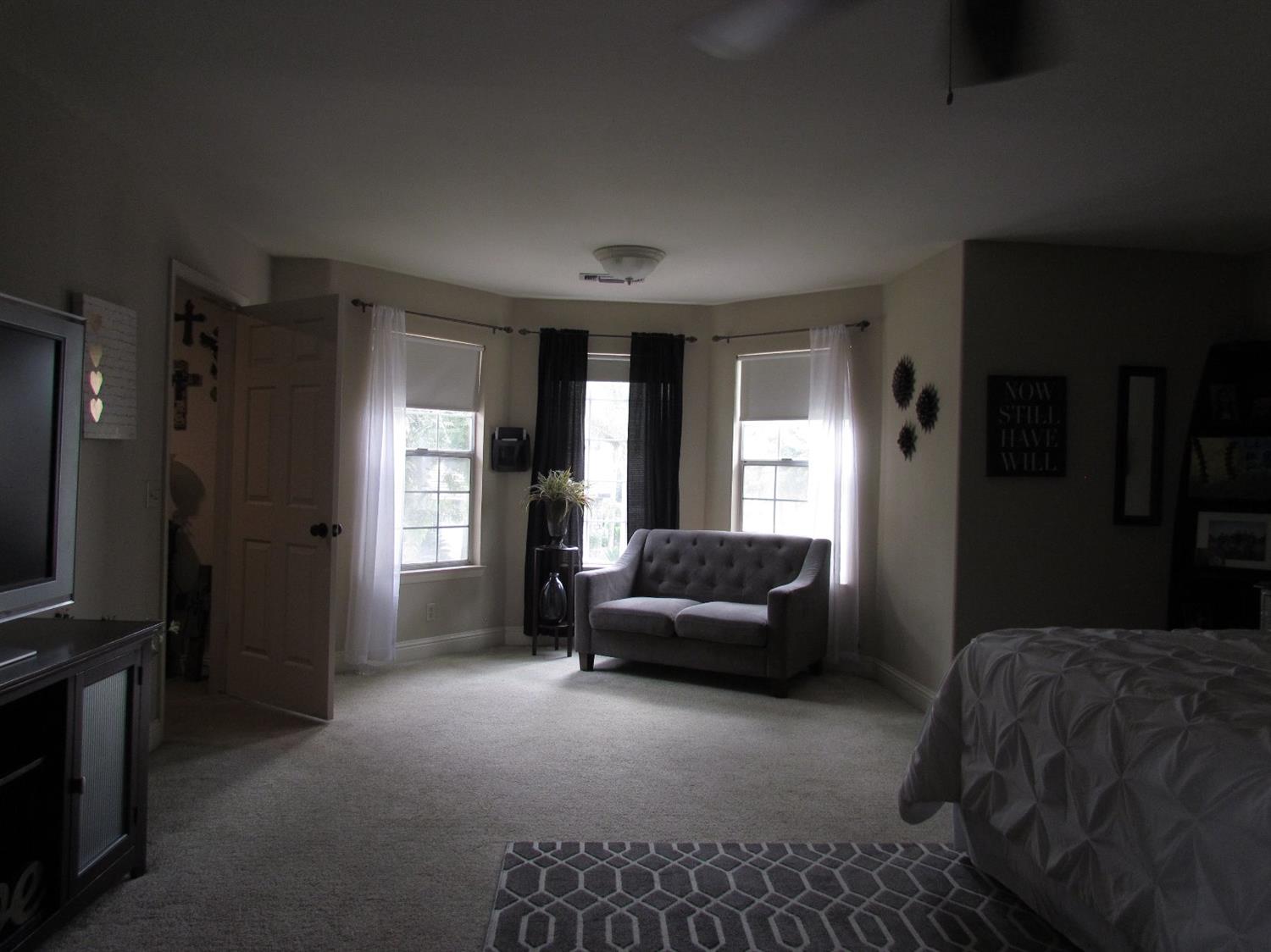 1574 West Eymann Avenue Reedley, CA 93654 - Photo 19 of 40 Gallery Image 19
