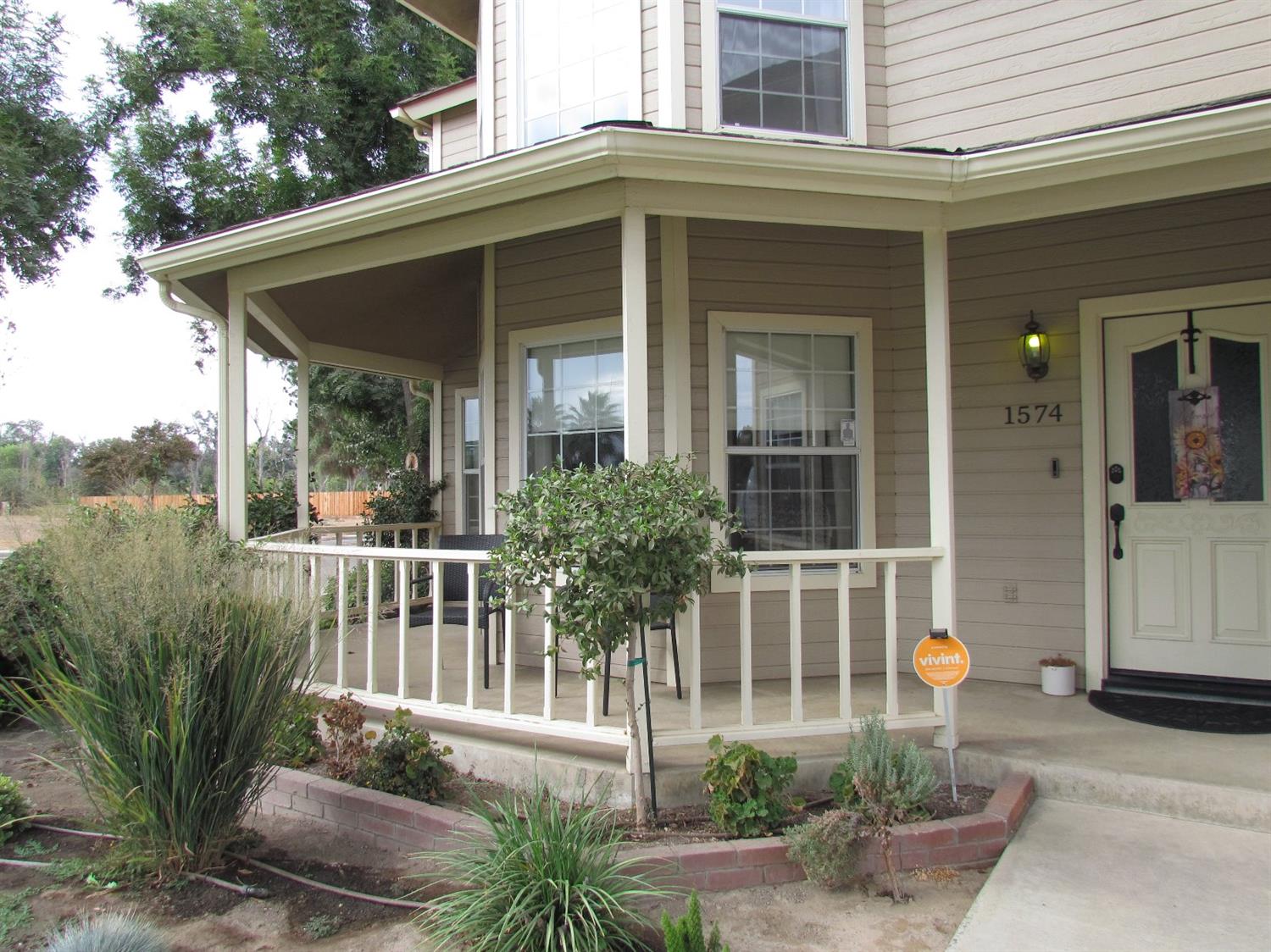 1574 West Eymann Avenue Reedley, CA 93654 - Photo 4 of 40 Gallery Image 4
