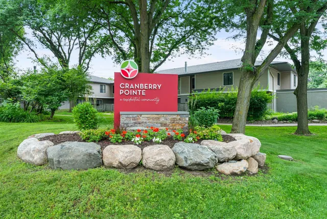 $250,000 | 1158 Landmark Trail North, Hopkins, MN 55343