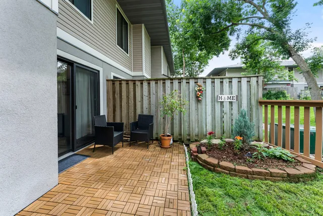 $250,000 | 1158 Landmark Trail North, Hopkins, MN 55343