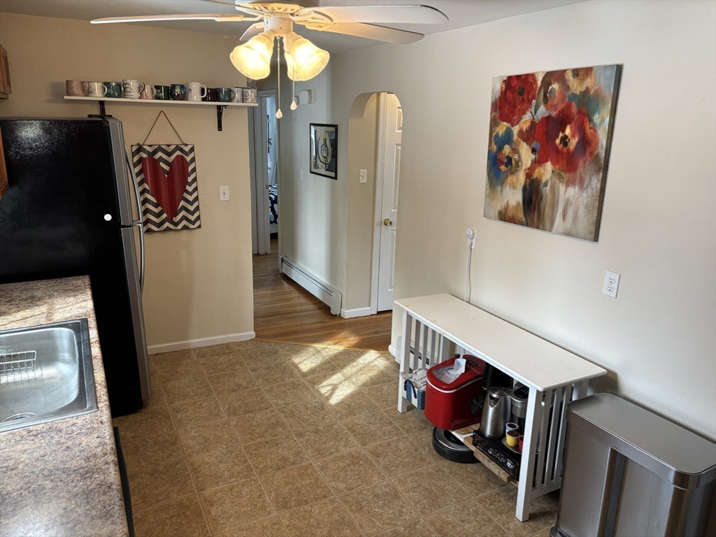 33 Brewster Street Springfield, MA 01119 - Photo 13 of 42 Gallery Image 13