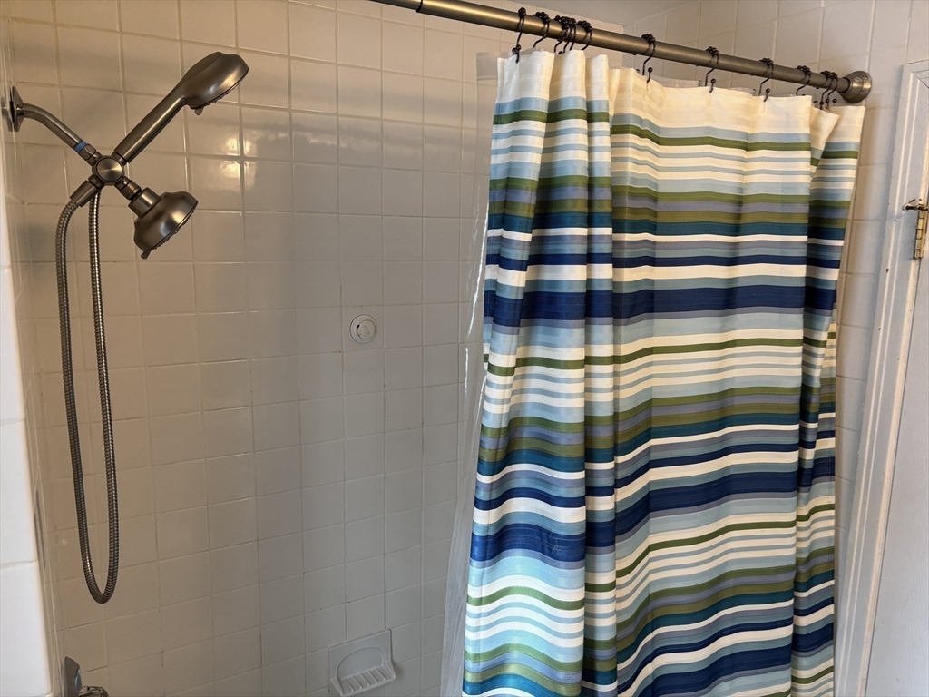 33 Brewster Street Springfield, MA 01119 - Photo 26 of 42 Gallery Image 26