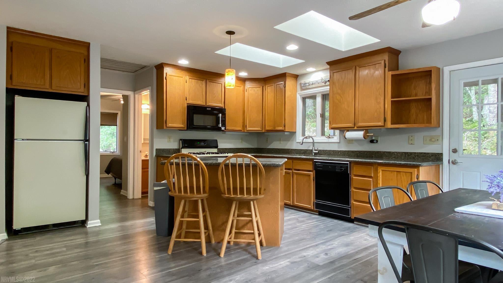 3020 Lick Run Road Blacksburg, VA 24060 - Photo 12 of 57 Gallery Image 12