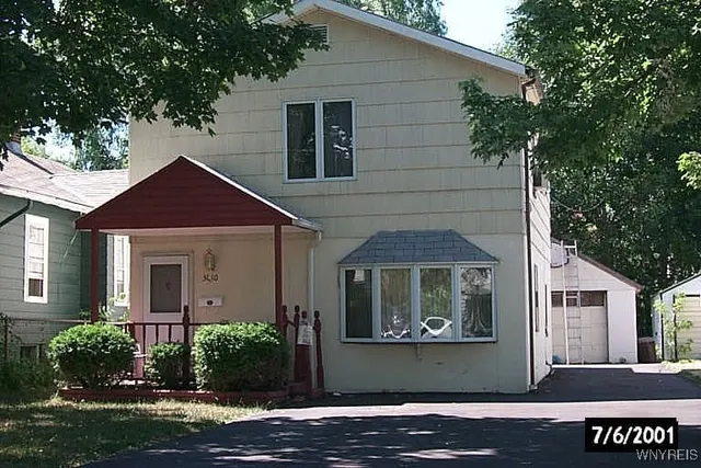 $99,500 | 3010 McKoon Avenue, Niagara Falls, NY 14305