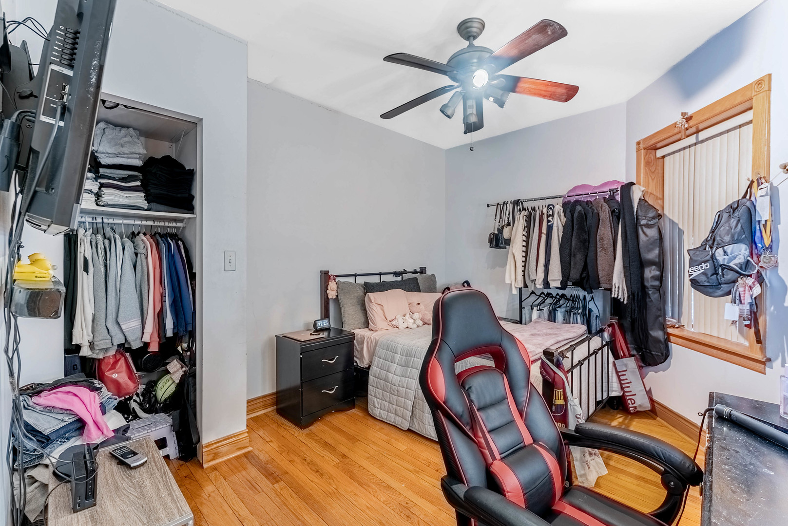 4706 North Kilpatrick Avenue Chicago, IL 60630 - Photo 15 of 33