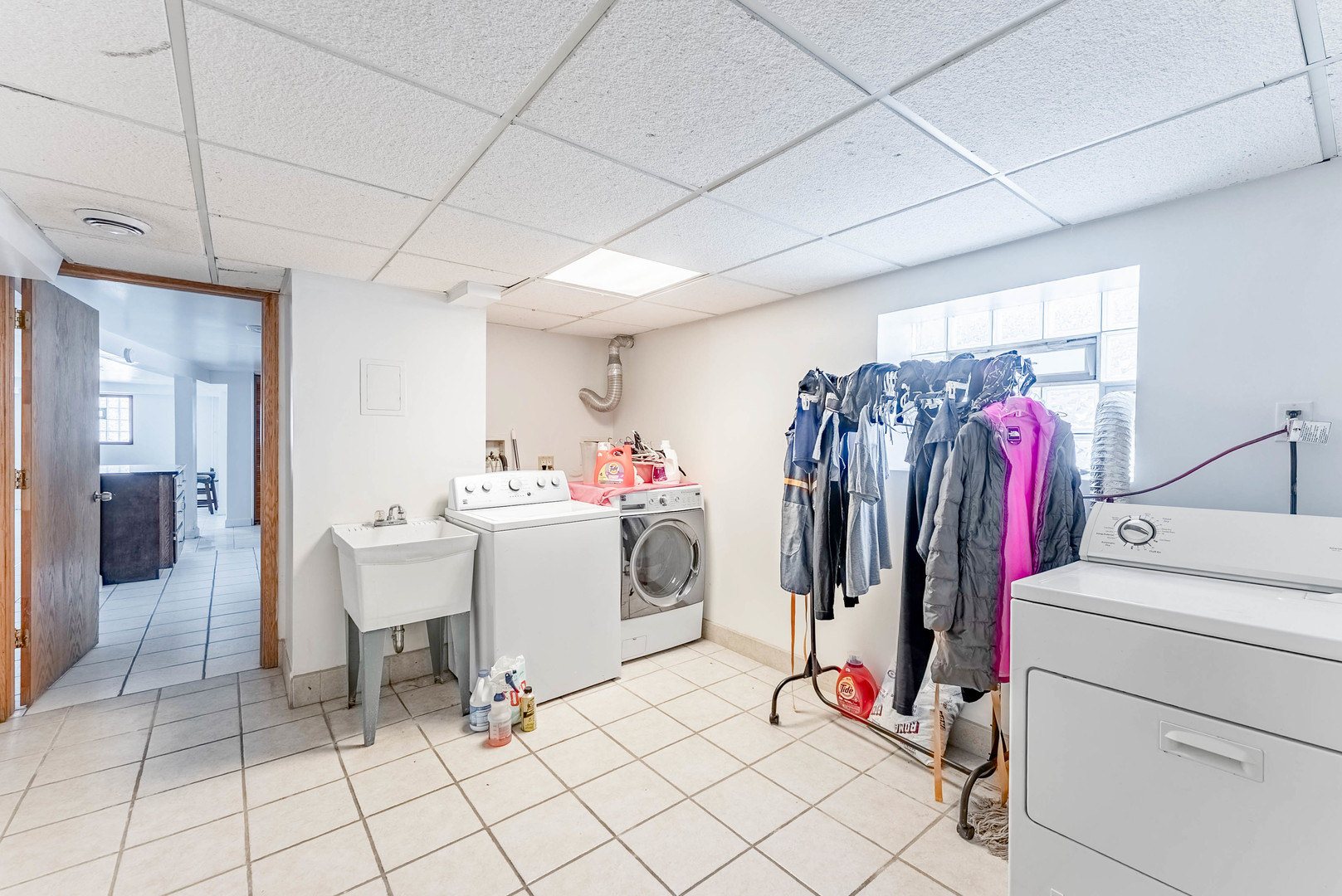 4706 North Kilpatrick Avenue Chicago, IL 60630 - Photo 29 of 33