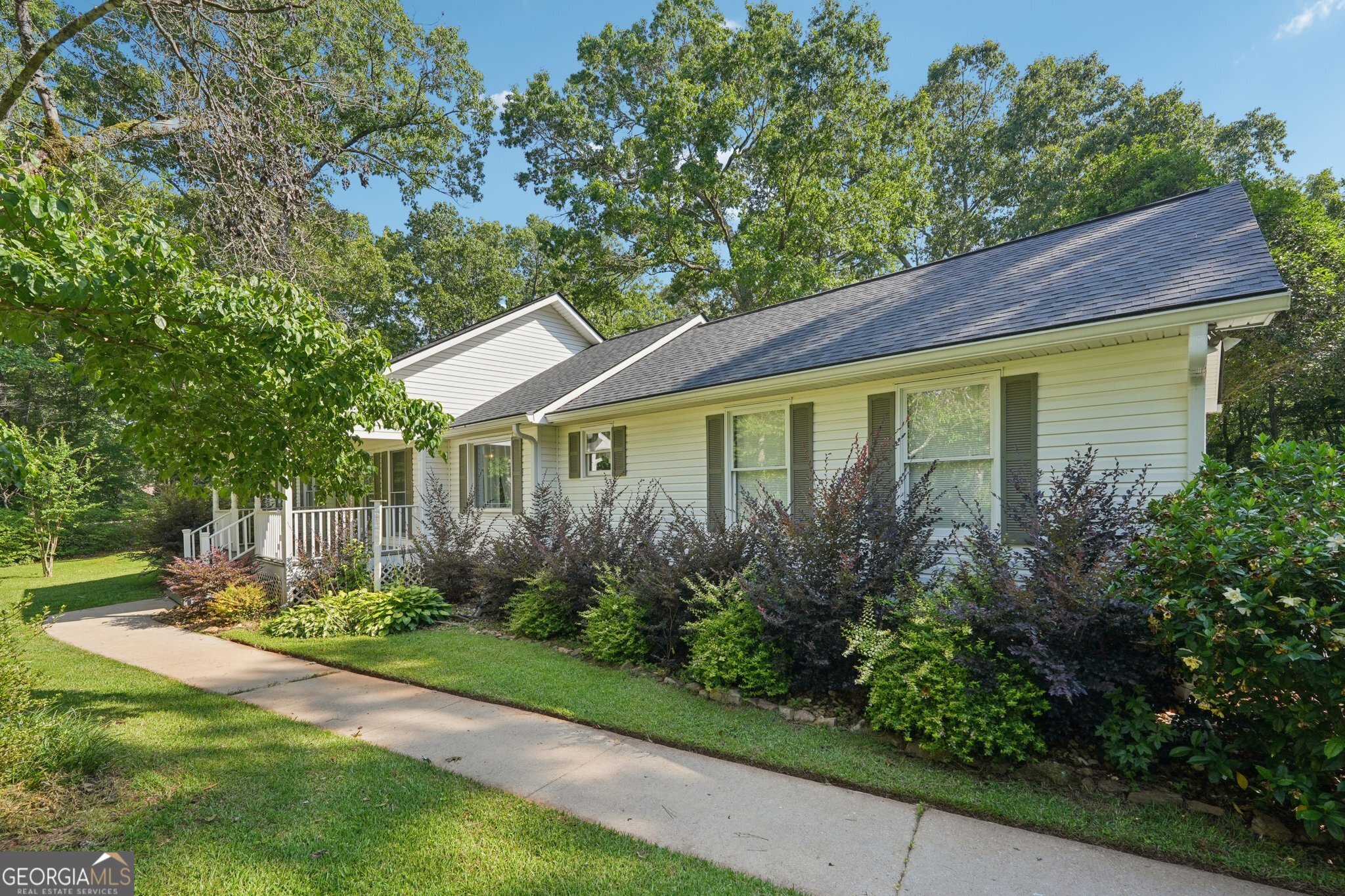 2963 Gordon Road Senoia, GA 30276 - Photo 2 of 48