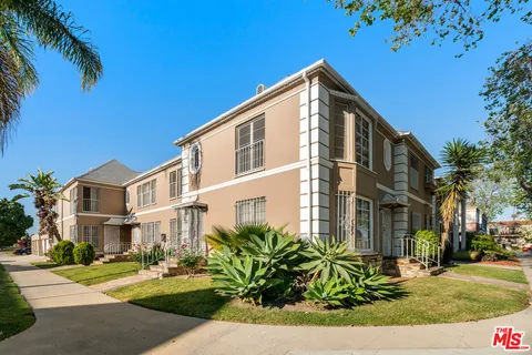 $1,450,000 | 4196 5th Avenue, Los Angeles, CA 90008