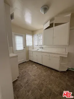 $1,450,000 | 4196 5th Avenue, Los Angeles, CA 90008