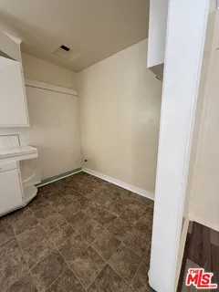 $1,450,000 | 4196 5th Avenue, Los Angeles, CA 90008