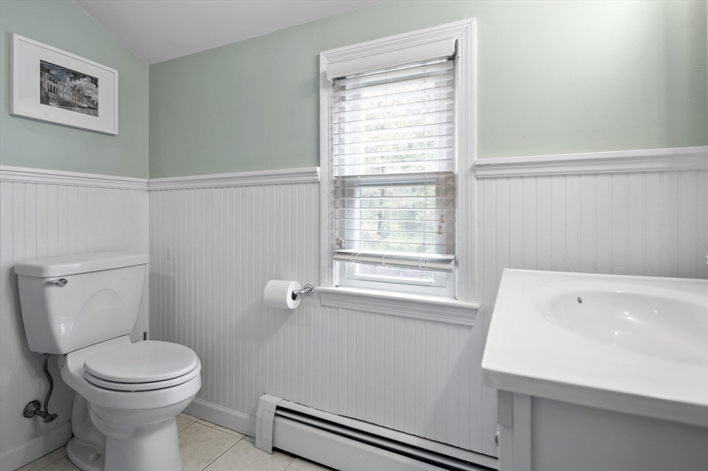 236 Salem Road Tewksbury, MA 01876 - Photo 15 of 22 Gallery Image 15