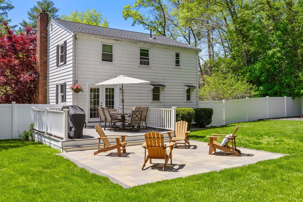 236 Salem Road Tewksbury, MA 01876 - Photo 18 of 22 Gallery Image 18