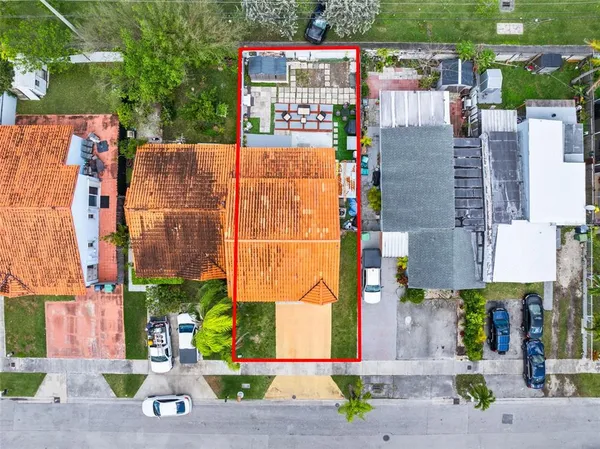 an aerial view of multiple house