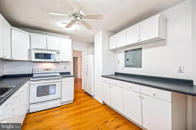 $375,000 | 7420 Westlake Terrace, Unit 1509, Bethesda, MD 20817