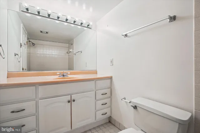 $375,000 | 7420 Westlake Terrace, Unit 1509, Bethesda, MD 20817