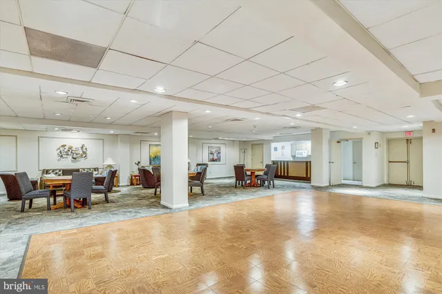 $375,000 | 7420 Westlake Terrace, Unit 1509, Bethesda, MD 20817