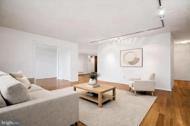 $375,000 | 7420 Westlake Terrace, Unit 1509, Bethesda, MD 20817