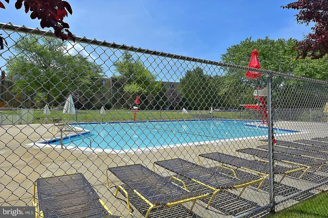 $375,000 | 7420 Westlake Terrace, Unit 1509, Bethesda, MD 20817