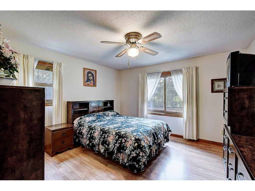 189 Dry Branch Road Elizabethton, TN 37643 - Photo 18 of 33 Photo 21