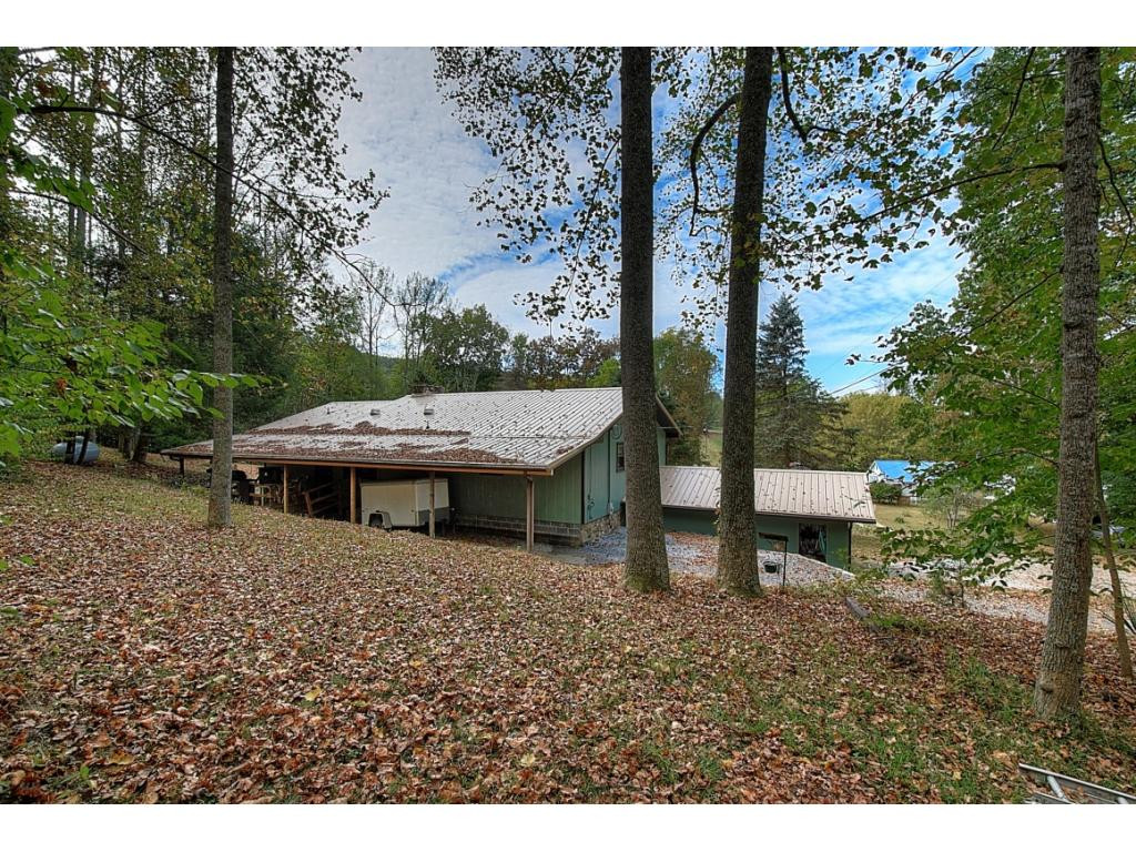 189 Dry Branch Road Elizabethton, TN 37643 - Photo 31 of 33 Photo 34
