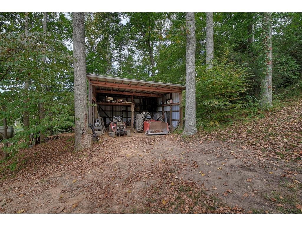 189 Dry Branch Road Elizabethton, TN 37643 - Photo 32 of 33 Photo 35