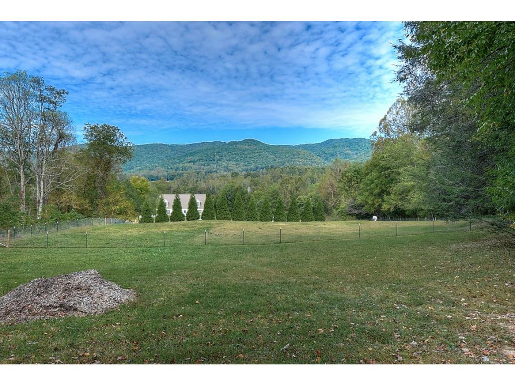 189 Dry Branch Road Elizabethton, TN 37643 - Photo 33 of 33 Photo 36