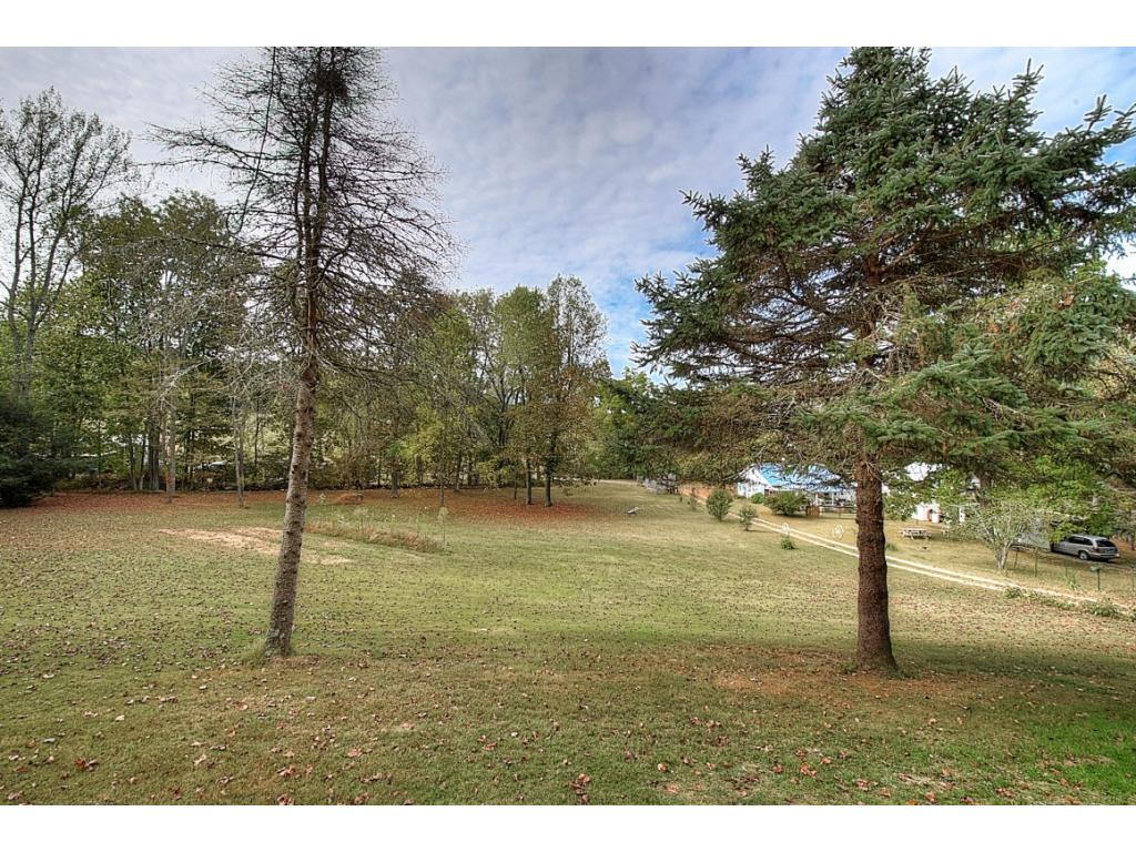 189 Dry Branch Road Elizabethton, TN 37643 - Photo 10 of 33 Photo 10