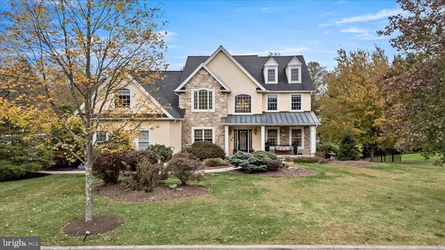 $999,900 | 6942 Lehigh Court, Allentown, PA 18106
