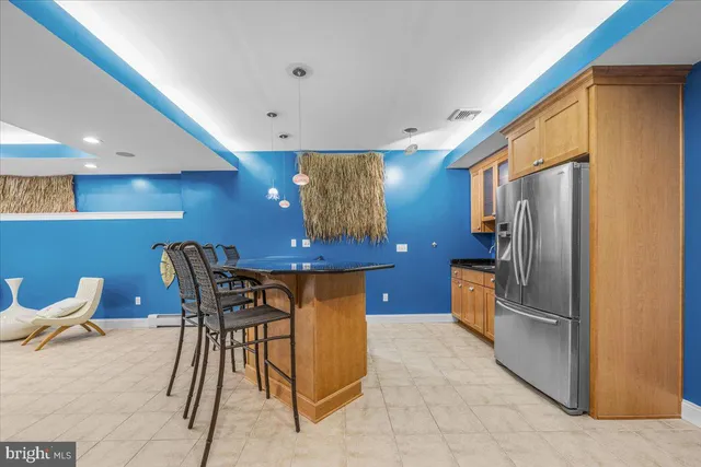 $999,900 | 6942 Lehigh Court, Allentown, PA 18106