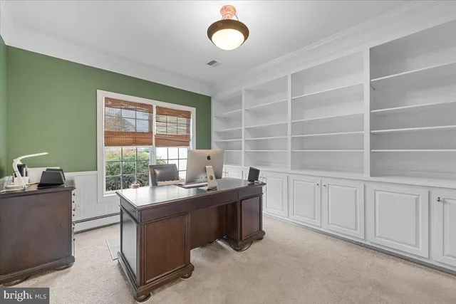 $999,900 | 6942 Lehigh Court, Allentown, PA 18106