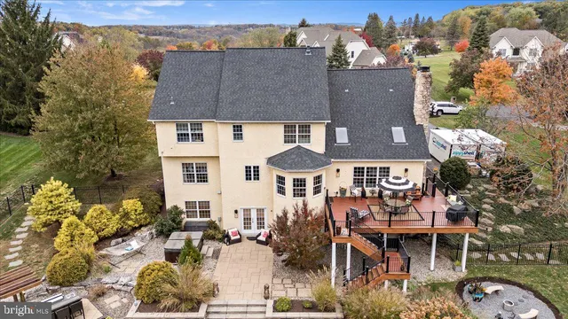 $999,900 | 6942 Lehigh Court, Allentown, PA 18106