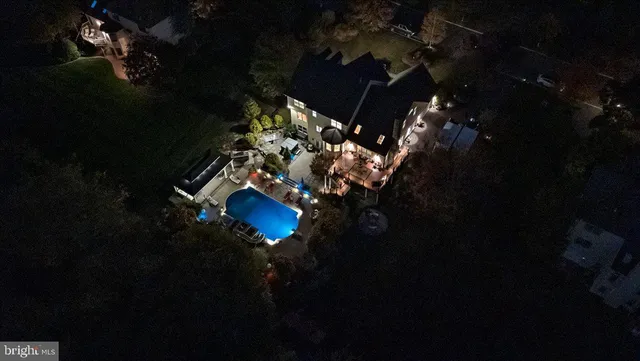 $999,900 | 6942 Lehigh Court, Allentown, PA 18106