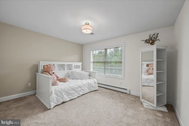 $999,900 | 6942 Lehigh Court, Allentown, PA 18106