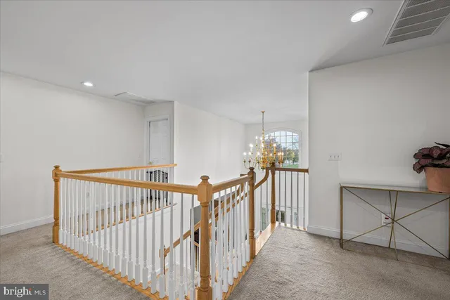 $999,900 | 6942 Lehigh Court, Allentown, PA 18106