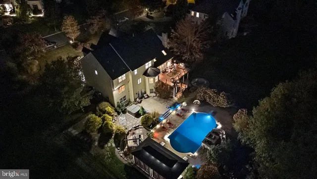 $999,900 | 6942 Lehigh Court, Allentown, PA 18106