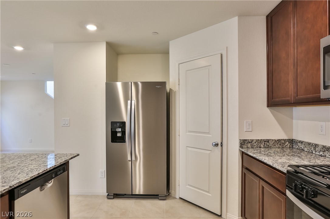 3659 Bitonto Lane Henderson, NV 89044 - Photo 11 of 37