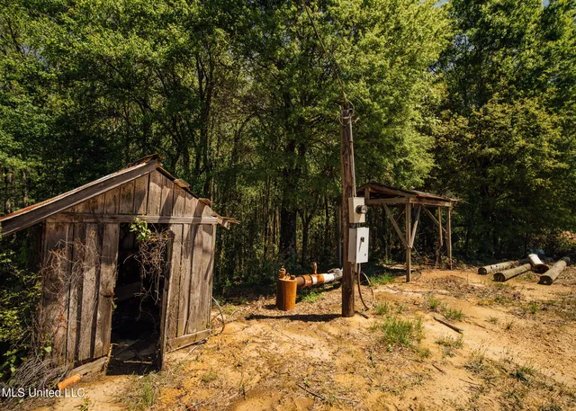 $775,000 | 176 County Road, Sidon, MS 38954