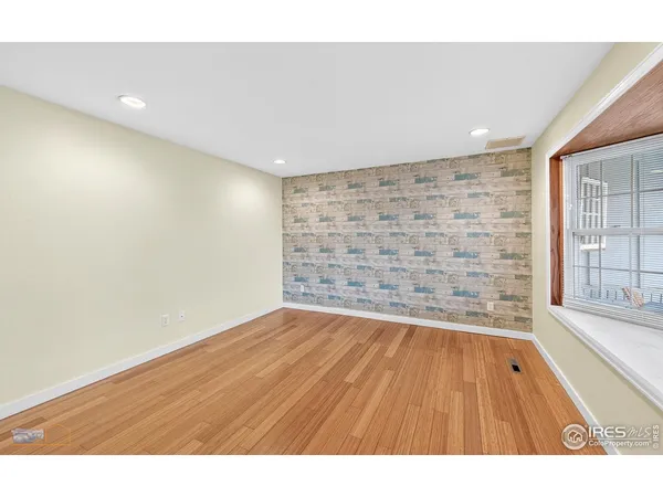 $375,000 | 2521 Danbury Drive, Longmont, CO 80503