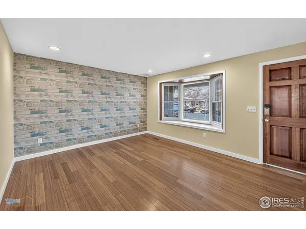 $375,000 | 2521 Danbury Drive, Longmont, CO 80503