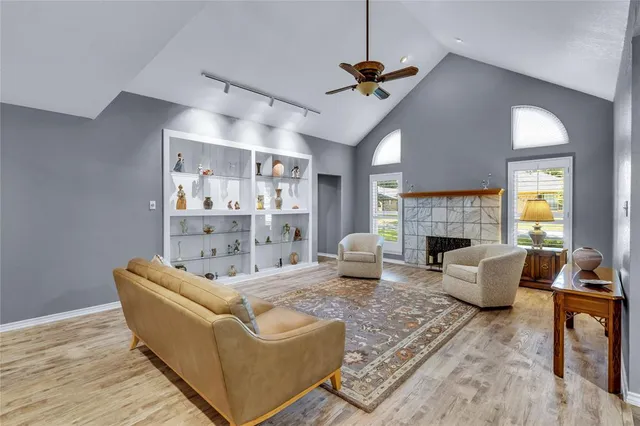 $625,000 | 321 Timberlake Drive, Azle, TX 76020