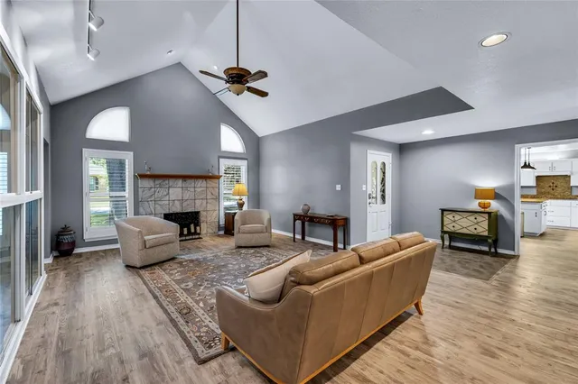 $625,000 | 321 Timberlake Drive, Azle, TX 76020