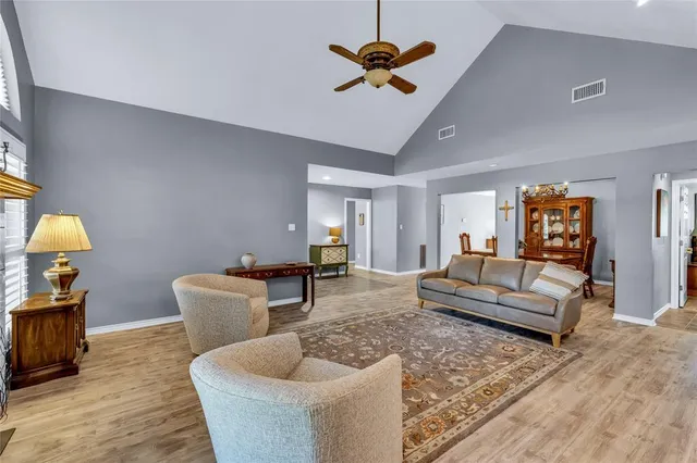 $625,000 | 321 Timberlake Drive, Azle, TX 76020