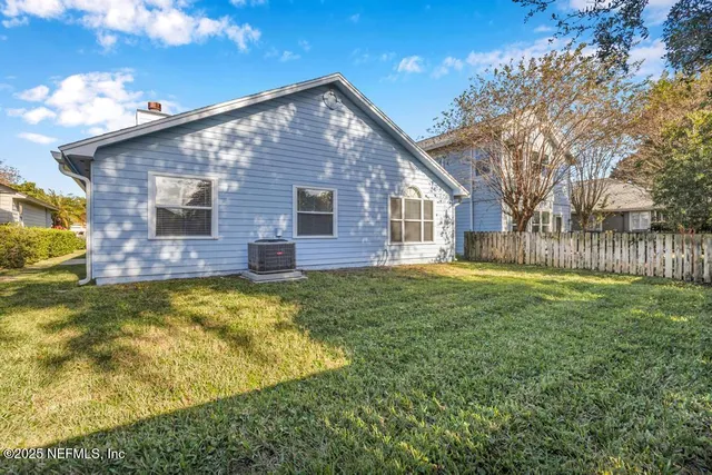 a front view of house with yard