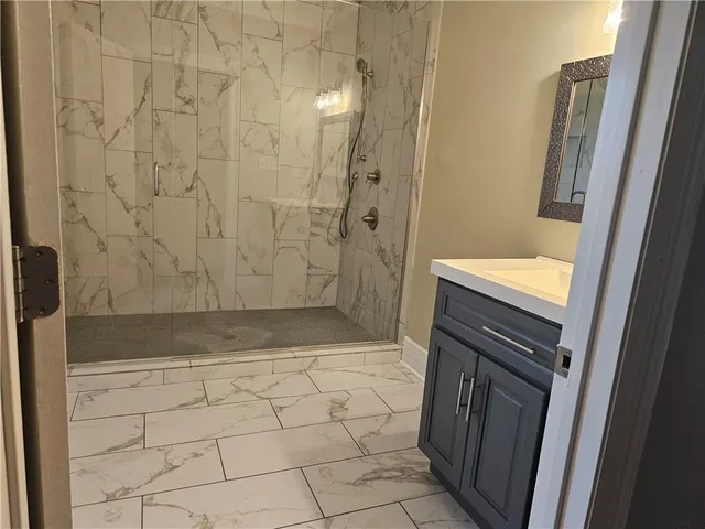 $2,000 | 2401 South Saratoga Street, New Orleans, LA 70113