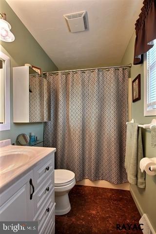 1079 Friar Run Hanover, PA 17331 - Photo 17 of 25 Gallery Image 17