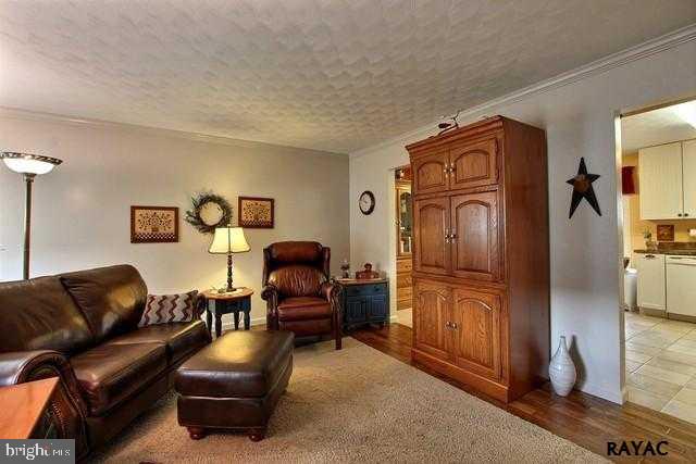 1079 Friar Run Hanover, PA 17331 - Photo 7 of 25 Gallery Image 7