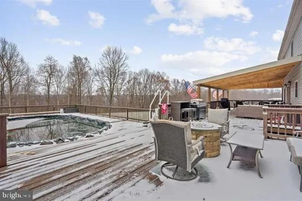 $499,000 | 320 Thacker Lane, Belington, WV 26250