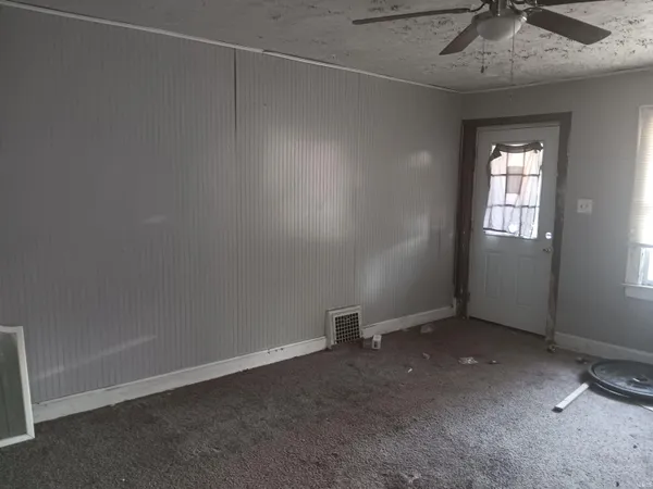 $71,999 | 1000 South 19th Street, Terre Haute, IN 47803